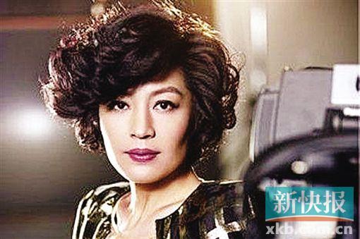 巧用灯光网友教你“一秒变明星”