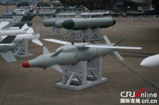 主战装备亮相珠海航展境外媒体:中国空军更开放