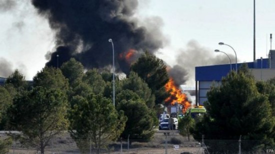 BBC：希腊战机西班牙空军基地坠毁10人身亡