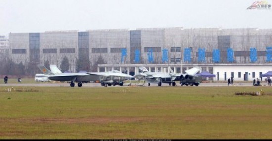 歼-20罕见亮相空军征兵视频外媒：进展超乎想象