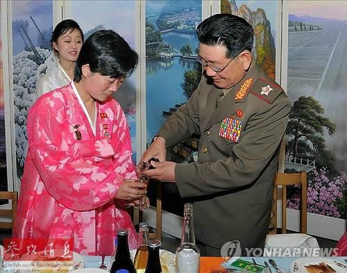 韩媒关注朝鲜官员活动序列：黄炳誓再超崔龙海