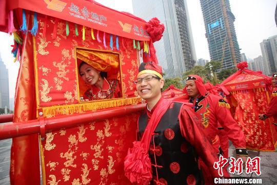 美媒：美婚礼开销创新高半数新人花费超预算