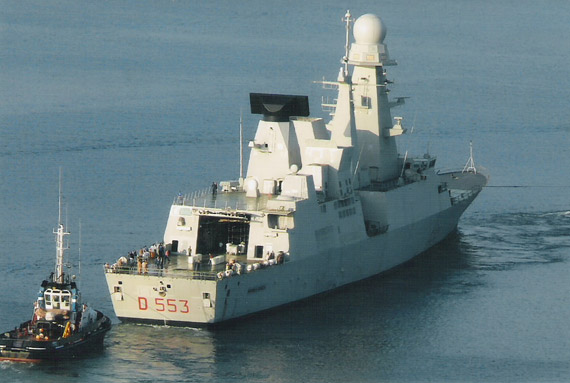 意大利海军接收首艘地平线级D553号驱逐舰(图