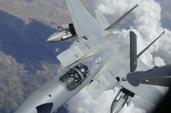 美F-15战机停飞致防空吃紧F-22短期无法接班