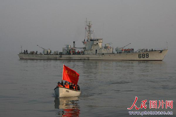 图文：海上拿捕敌人