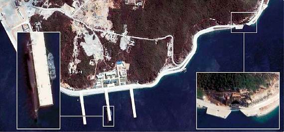 图文：卫星图片则显示三亚成为中国主要海军基地