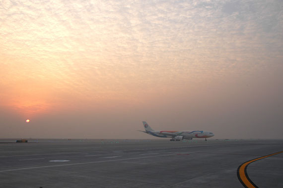 上海虹桥机场第二跑道试飞成功 3月投入运营