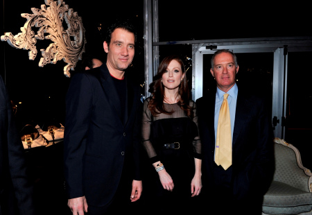 ӰClive Owen, Julianne MooreִйٺӰ