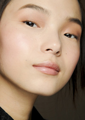 ����������Prada2011T̨