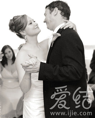 咖啡情缘 古老教堂见证爱(组图)_新浪女性_新浪