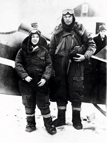 Charles Lindbergh򸾵ĺӰ