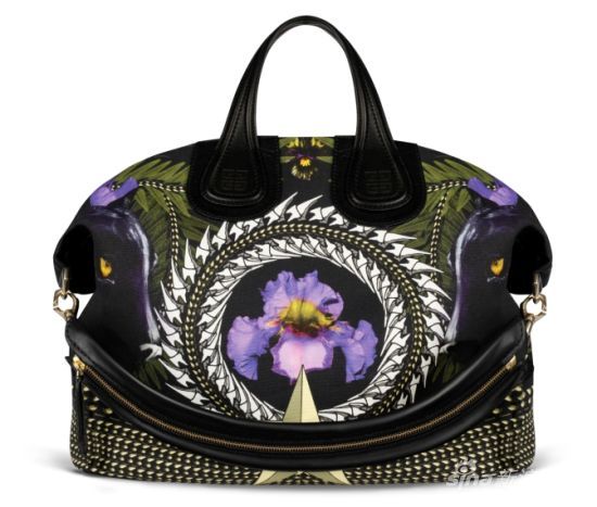 Givenchy by Riccardo Tisciִ