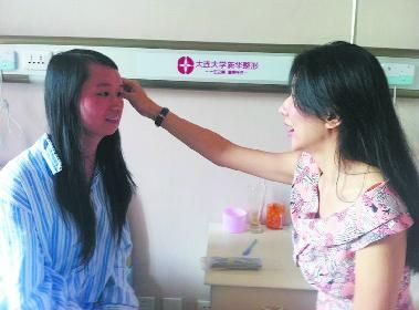 "半脸"女大学生从7岁起左脸就没再长|整形|罗乐_新浪女性_新浪网