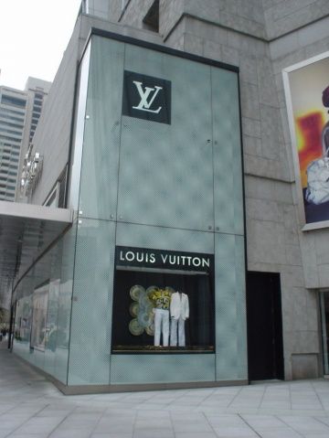 LV