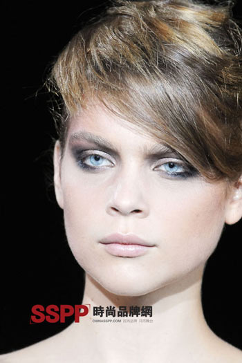 ���ͼƬ������һҳ