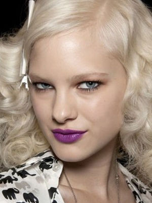 black and purple makeup. theme of purple makeup,