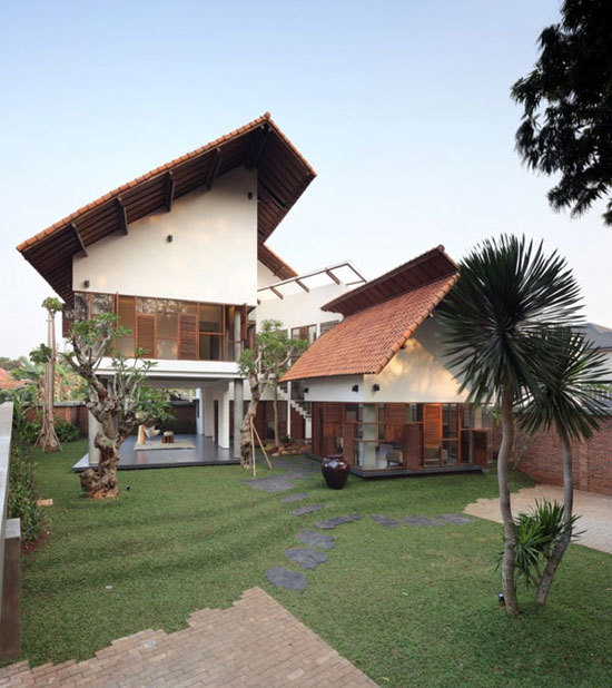 印度尼西亚现代别墅:平衡美学的设计 _财经_M