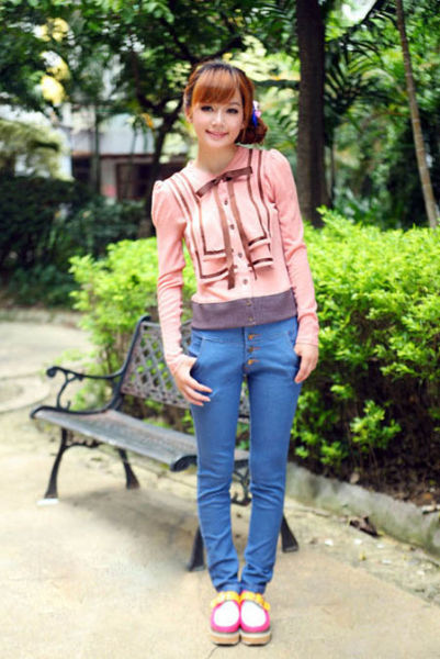 10款秋季甜美女装针织衫必备 宅女变潮女(图4) 10款秋季甜美女装针织衫必备 宅女变潮女(图4)