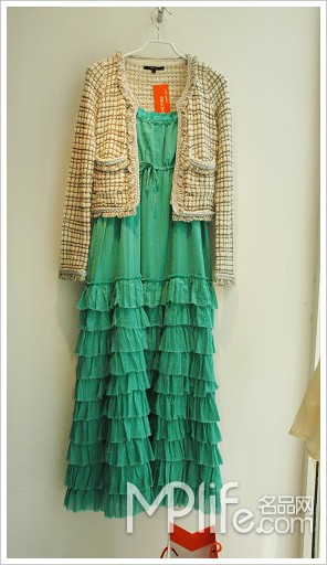 建外SOHO淘最新日本杂志款 超长裙