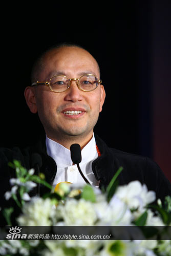 视频:社会责任奖宋军--颁奖人周忠华