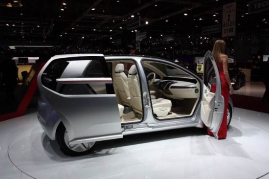 ȫ´ڸItaldesign