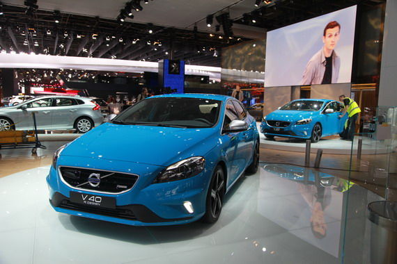 ֶV40 R-Design