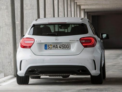 Mercedes-Benz A45 AMG 11