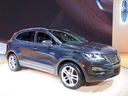 Lincoln MKC Live 05