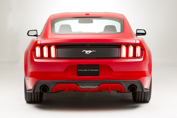 Ford Mustang 05