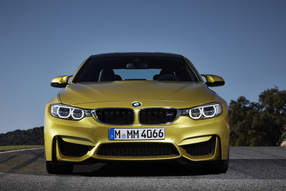 BMW M4 07