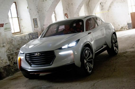 Hyundai Intrado Concept 01