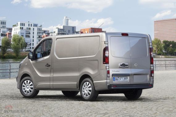 Opel Vivaro 07