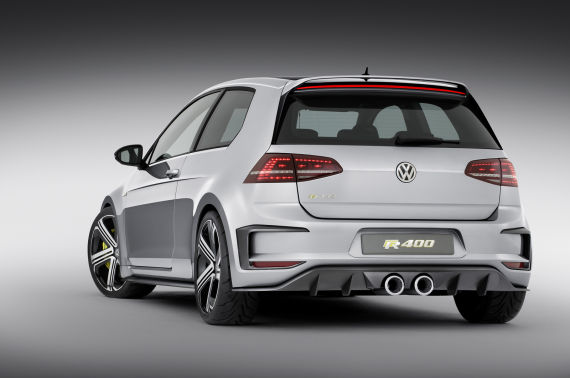 Volkswagen Golf R400