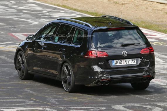 Volkswagen Golf R Estate Spy 04