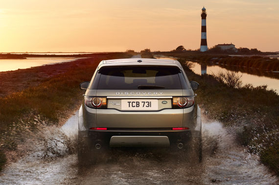 Land Rover Discovery Sport 02