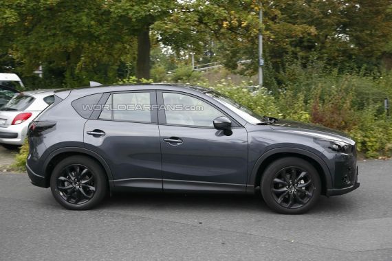 Mazda CX-5 Facelift Spy 04