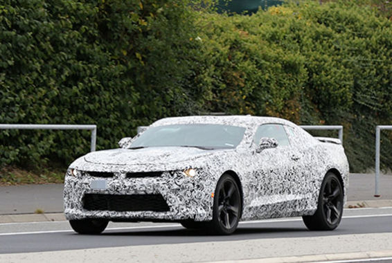 2016-chevrolet-camaro-sheds-some-camouflage-looks-exactly-like-bumblebee-photo-gallery_2