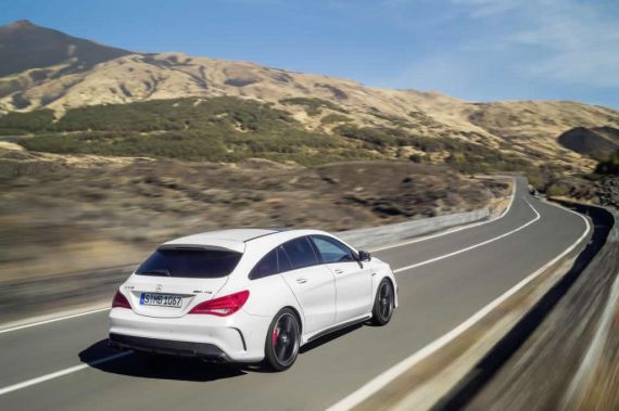 Mercedes-Benz CLA 45 AMG Shooting Brake 06