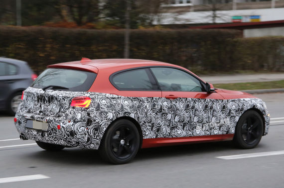 BMW 1-series facelift spy 04