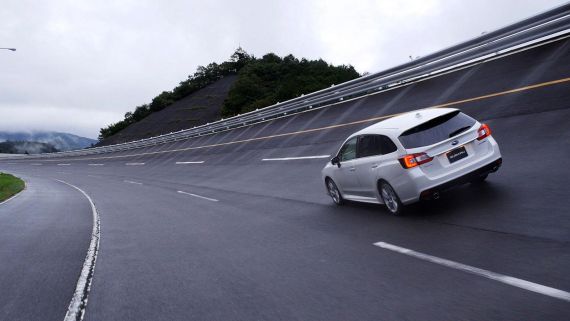 Subaru Levorg 08