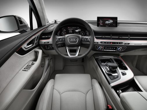 Audi Q7 06