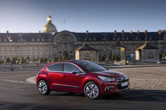 2015 Citroen DS4 03