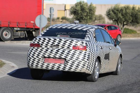 Citroen compact sedan spy 04