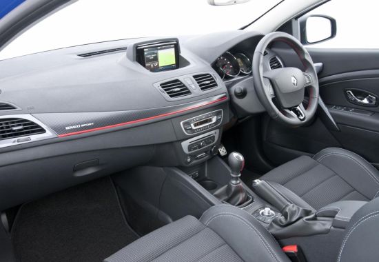 Renault Mgane GT 220 interior 01