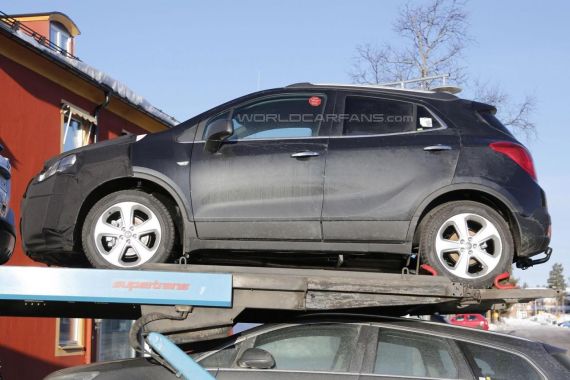 Opel Mokka facelift spy 04