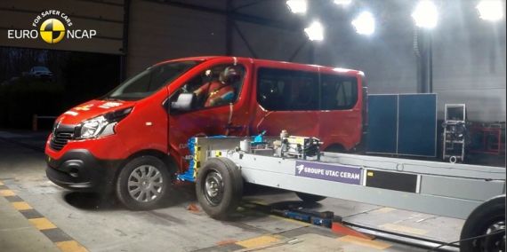 Renault Trafic EuroNCAP 02