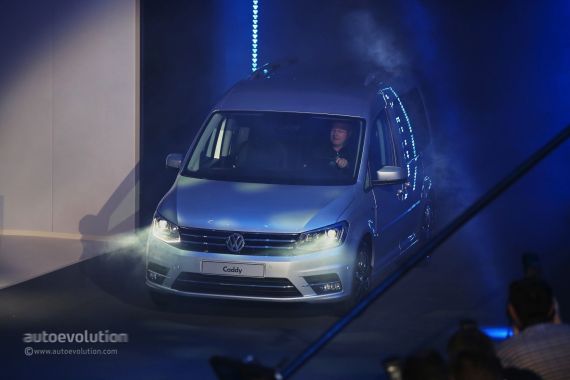 Volkswagen Caddy Live 01