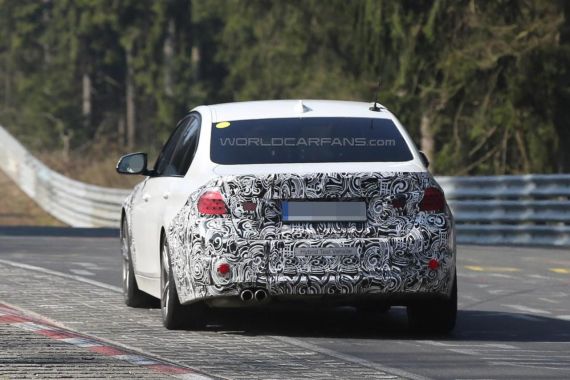 BMW 3-series facelift plug-in hybrid spy 09