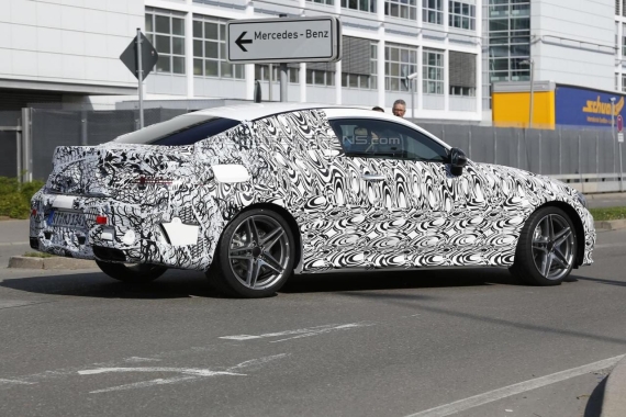 Mercedes-AMG C63 Coupe spy 04