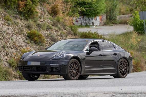 Porsche Panamera S E-Hybrid spy 06